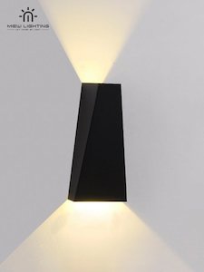 Outdoor Wall Light: WO114 Triangle Outdoor Wall Light