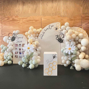 A Year of Package Mia-Lee & Co