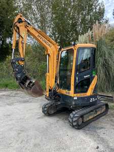 Products: Half Day - HYUNDAI 2.7 TON MINI EXCAVATOR