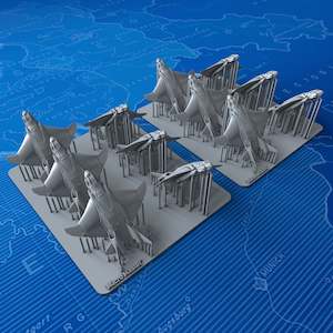 1/1000 Avengers Quinjet (Landing Gear Down) x12