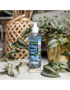 Facial Cleansers: Plant Essence - Moisturizing Gel Wash