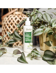 Plant Essence - Regenerating Creamy Cleansing Emulsion