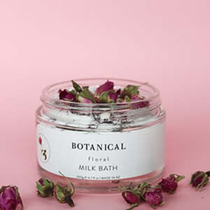Bodycare Beauty: Botanical - Floral Milk Bath - 220gm