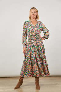 Isle Of Mine: Isle Of Mine - Romance Maxi - Meadow Bloom