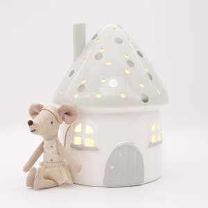 Little Belle Elfin House