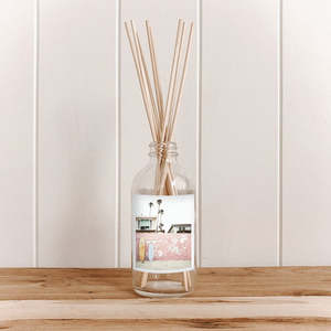 The Commonfolk: The Commonfolk - Room Diffuser - Himalayas Fragrance