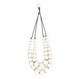 Rare Rabbit: Rare Rabbit - Sandboy Necklace - White