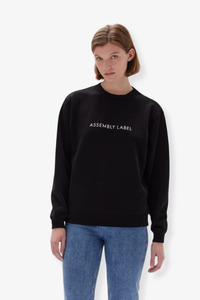 Sweatshirts Crews: Assembly Label - Logo Fleece - True Black/White