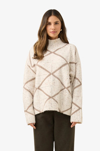 Isle of Mine - Mckenna Diamond Jumper - Ivory