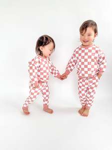 Frontpage: Organic Cotton Checkered Set | Pink Clay