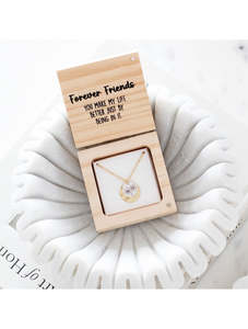 Gifts: Heart & Soul Friends Necklace