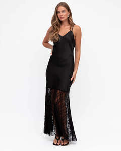 Fade to Lace Dress - Black