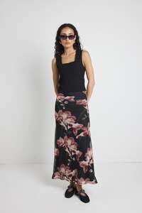 Manner Blush Floral Rouched Mesh Midi Skirt