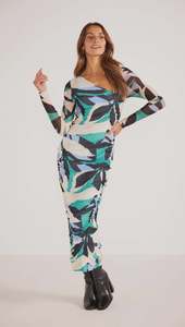 Sale 1: Faven Midi Rushed Dress