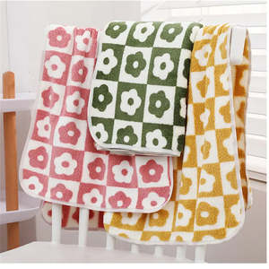 Bedding Bath: Cute Plaid Flowers Microfiber Towel Bath Towel Soft Face Towels