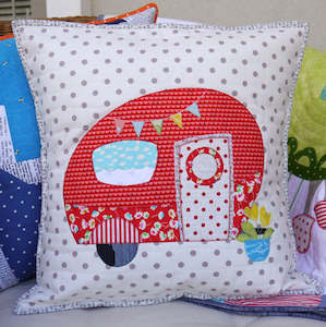 Poppies Van- cushion/applique pattern - Claire Turpin