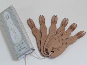 Hare's Nest Stitchery ~ 6 Thread Keepers in a Gift Box