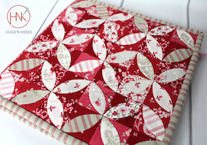 Hugs'n Kisses~Template Tallyho ¬ Folder Pattern