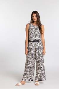 Mi Moso Ss26: Collet Top - riveria pattern