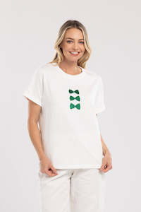 Summer Indent Mi Moso 1: Bow Tee - white with Green bows