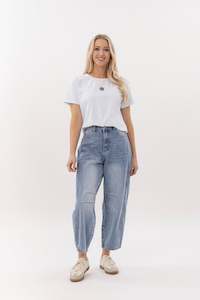 Mimoso Aw23: Barrel Jean  Light wash