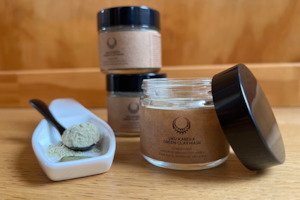 Suggestions: Uku karera | Green clay mask