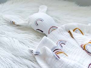 Snugglers: Bunny Snuggler in Rainbow