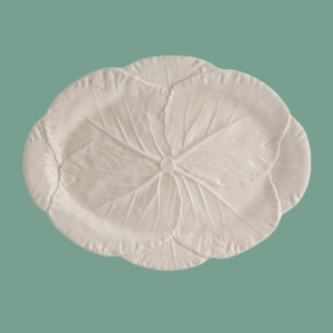 Bordallo Pinheiro: Cabbageware Platter/Cream/ 37.5cm or 43cm Wide