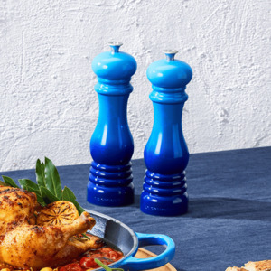Salt Pepper: Classic Salt Mill or Grinder/21cm Tall