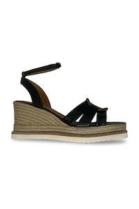 FOOTWEAR: Zeline Black Sandal