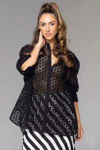 Dream Lover Broderie Shirt Black