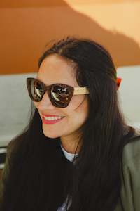 Eyewear: Hepburn Sunnies Tortoise