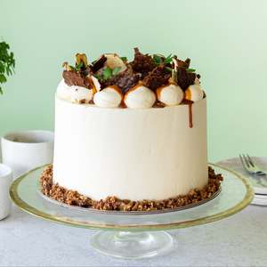 Whole Cakes: Apple Crumble with Salted Caramel