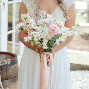 Wedding Flowers Menu Whangarei Northland Flowers: BRIDESMAID BOUQUET | Sweet & Pastel