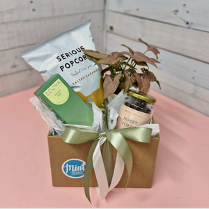 Mothers Day Flowers Sun 10th May 2026: 'Growing Together' Plant Gift Box | MOTHERS DAY 2026