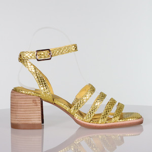 Spring Summer 23 24: Samba