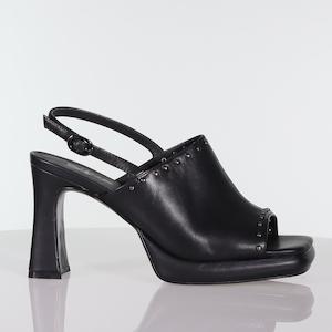 Spring Summer 23 24: Chichi