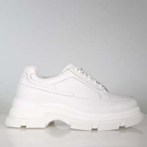 Sneakers: Ghost