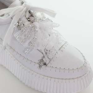 Under 100: Shoe Lace Charm Set