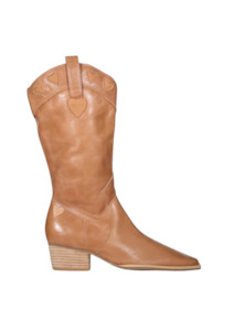 Boots: Matilda Boot - Tan Wax / Tan Heart Detailing