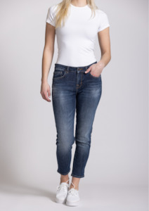 Spring Summer 2023: Eliana Boyfriend Jeans - Morava X Undamaged
