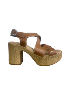 Spring Summer 2023: Woven Look Wedge - Cuoio
