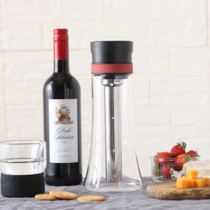 Christmas Gift Guide: Trio Decanter - red accent