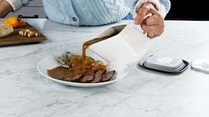 Christmas Gift Guide: HeatTHAT Gravy Pot - white