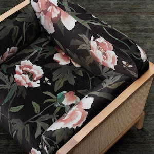 Peonia Velvet by Mokum