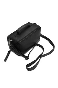All Gifts: muud, Cleo Crossbody: Black