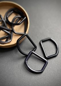 Buttons: Black Nylon D Rings, 25mm