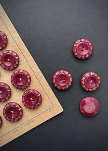 Vintage: Vintage Glass Buttons - Merlot with Gold 18mm