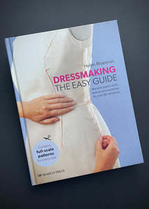 Under 100: Dressmaking - The Easy Guide. Helen Rhiannon