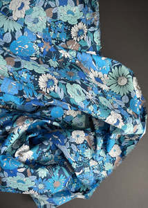 Cotton Batiste Lawn: Flownny, Dark Blue - Fine Cotton Lawn